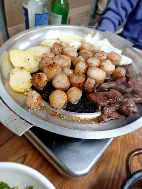 황소돌곱창구이