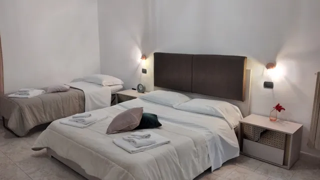 La casa dell'arte CIN : IT063049B4VZKUKCIT