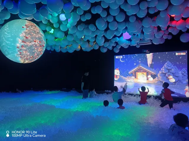 UFOREA Indoor Children's Playground