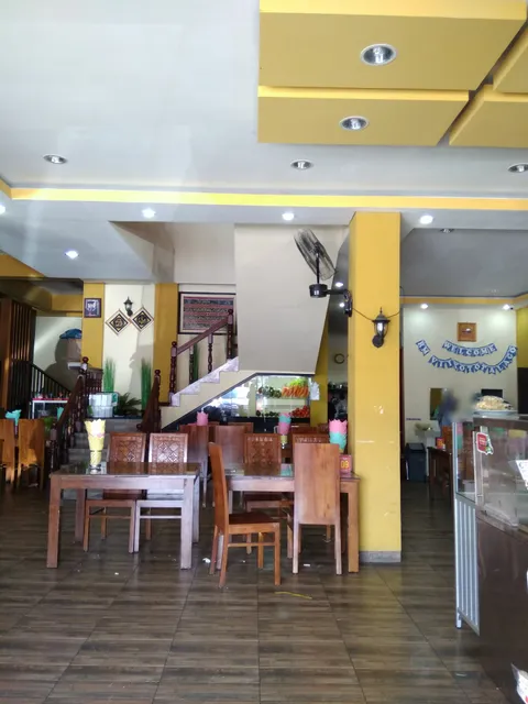 Rumah Makan VII Koto Talago