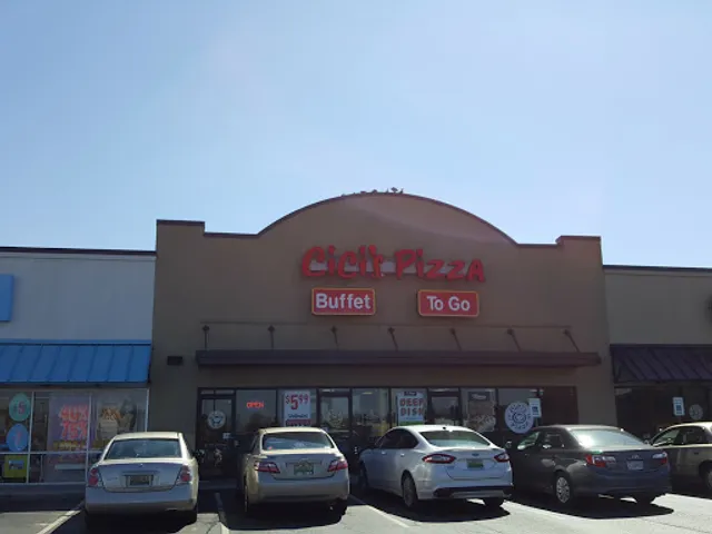 Cicis Pizza