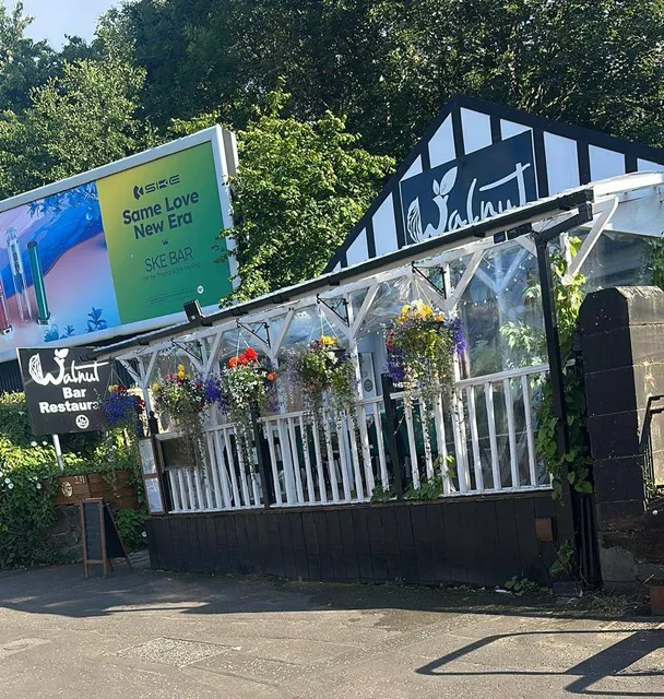 Walnut bar and restaurant