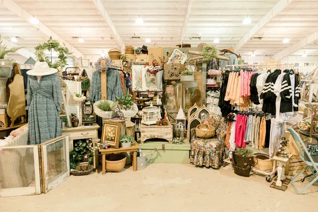 Vintage Market Days of St. Louis