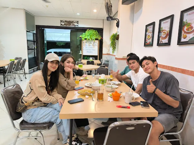 Timlo Solo Restaurant