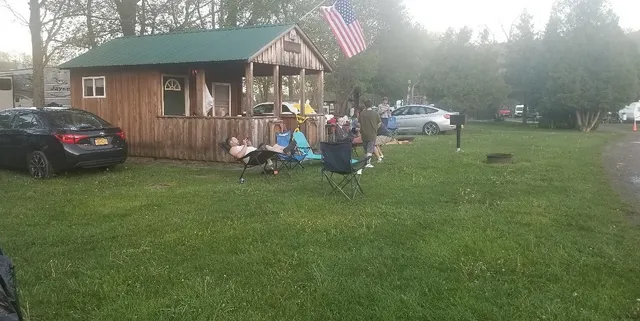 Crazy Acres Campground at Beaver Spring Lake