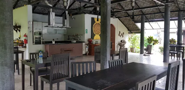 Baan Na Coffee and Restaurant