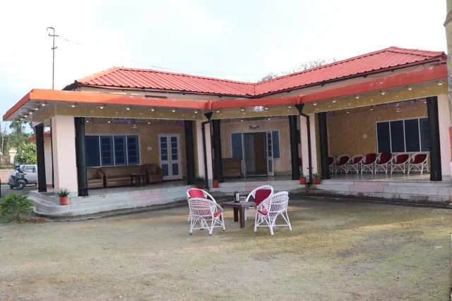 Hotel Rajpur Resort