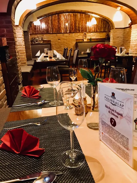 Hét Pecsét Fogadó és Étterem