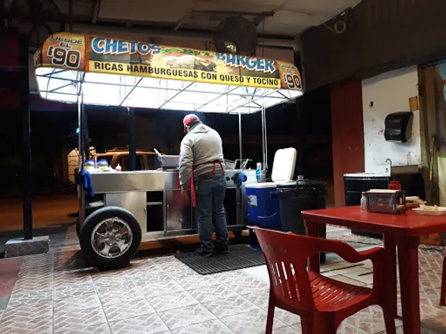 Cheto's Burger