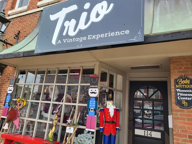 Trio, A Vintage Experience