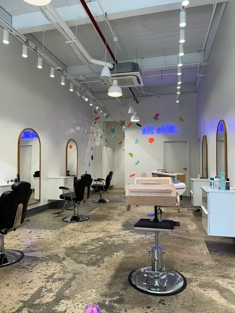 Sit Still Kids Salon - Queens - LIC