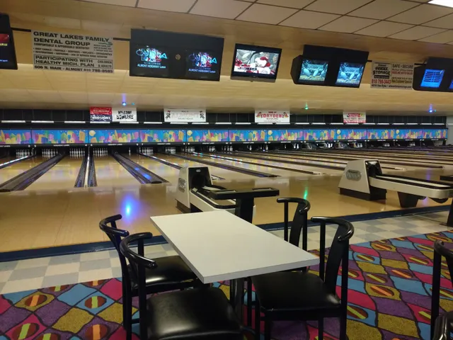 Almont Hideaway Lanes