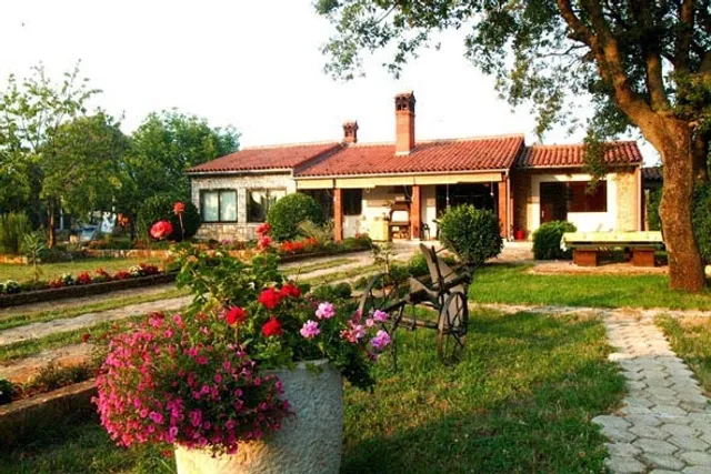 apartments nina šišan