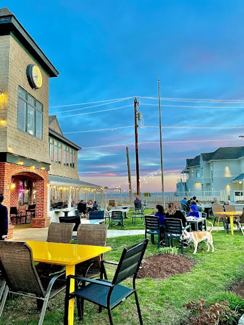 Tickets Restaurant & Patio