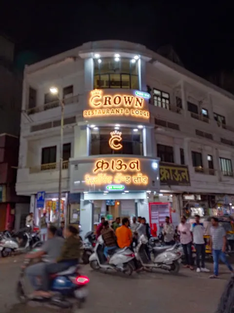 Crown Restaurant and Lodge