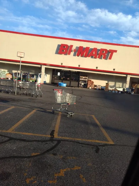 Bi-Mart Membership Discount Stores