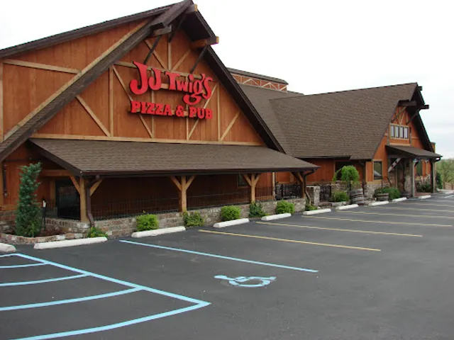 JJ Twigs Pizza & Pub