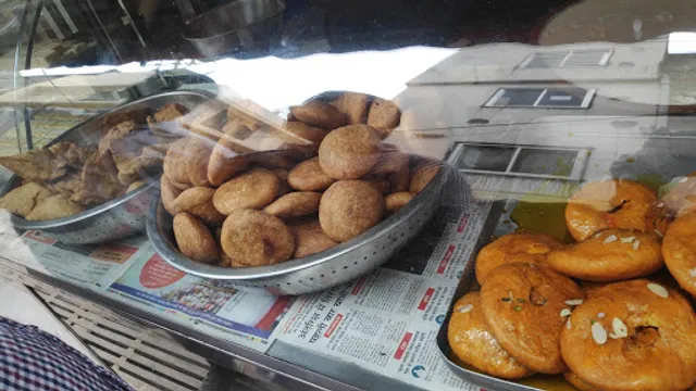 Hing Wali Kachori