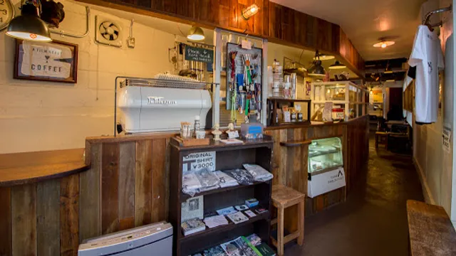 MOON DOGG espresso roasters Nakatomatsuri