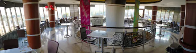 KC360° Bakery & Restaurant