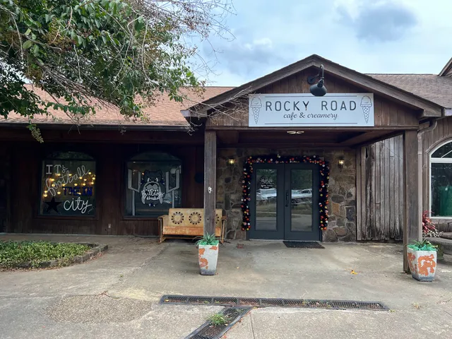 Rocky Road Cafe & Creamery