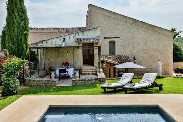 Domaine De La Tour D'Enguernes