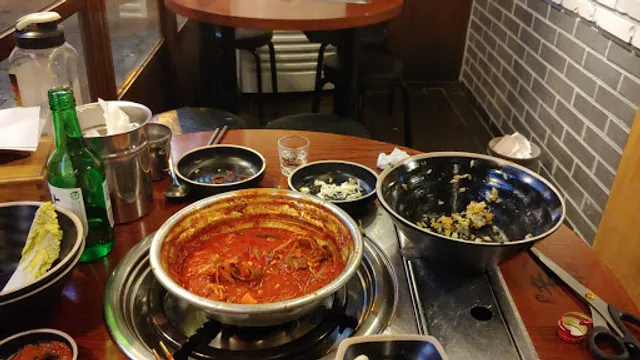짚신매운갈비찜 한양대점