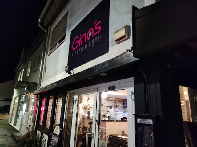 Gina's Pizzeria Bar
