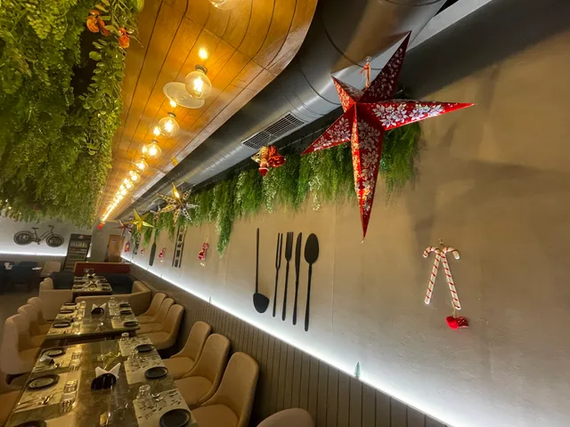 Kurry Karamat - VEG - NON VEG MULTI CUISINE RESTAURANT