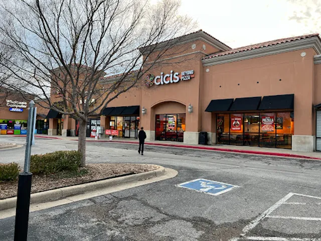 Cicis Pizza