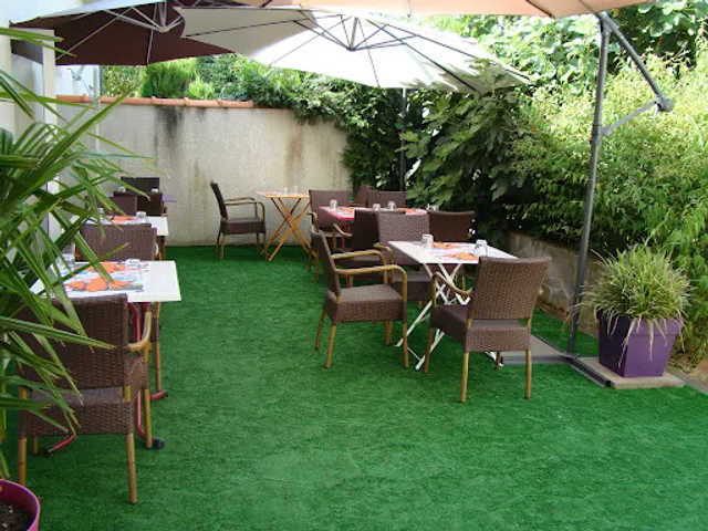 Restaurant Le Moulin Des Gardelles