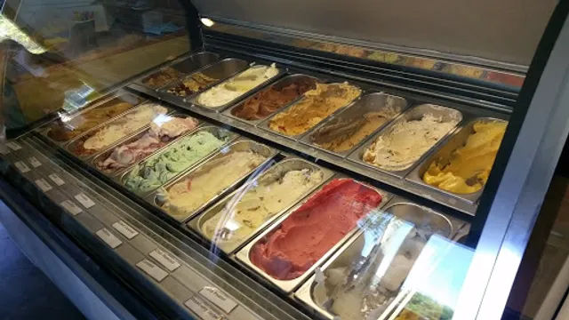 The Invy Cafe Al Mare