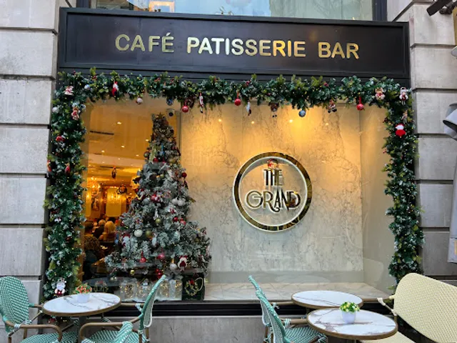 Cafe Patisserie