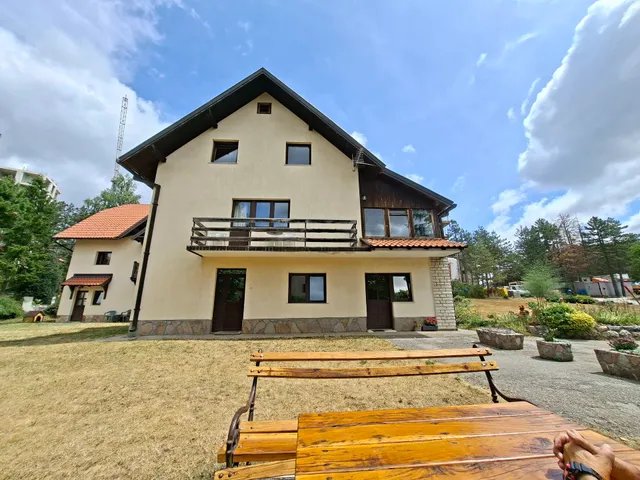 Aleksandar Pasic PR, Proizvodnja Gradjevinske Stolarije I Elemenata