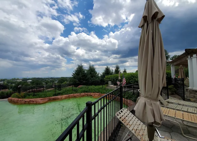 Four Seasons boulevard Great Notch