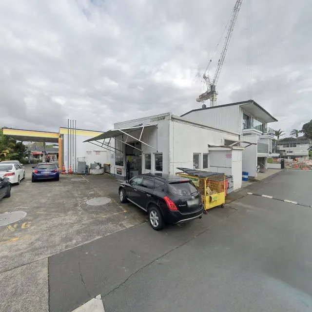 Mairangi Bay Workshop