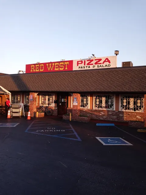 Red West Pizza
