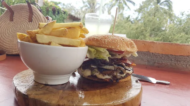 ARCELIA'S RESTAURANT (UPSTAIRS)