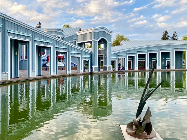 Pleasant Hill City Hall