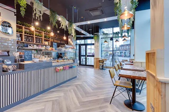 Esquires Coffee Colliers Wood