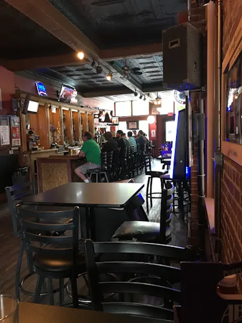 Arlin's Bar & Garden