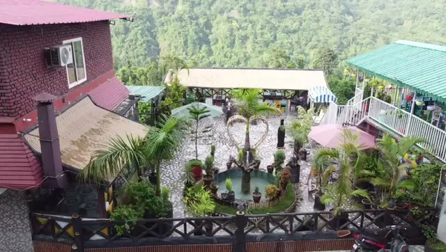 HOTEL POLOMAX NAINITAL