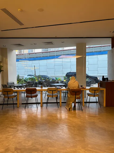 Meetup Cafe & Pastry