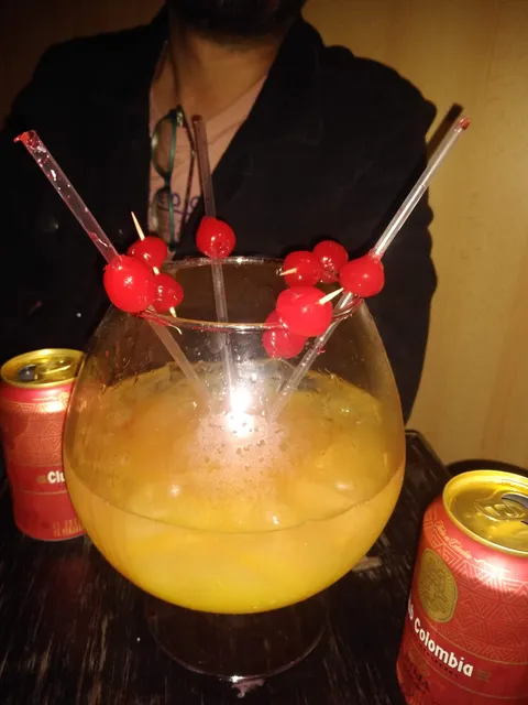 The dog and the Calandria