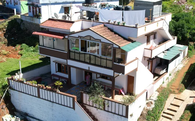 Hilltop 3BHK & 4BHK Villa & Twin Rooms Ooty