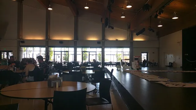 Porter/Kresge Dining Hall