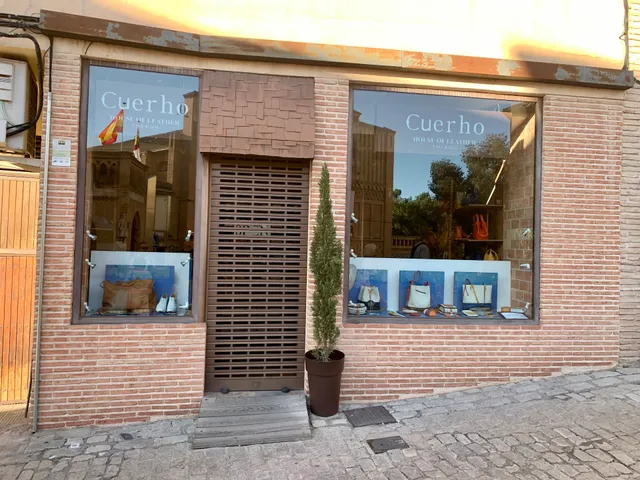 Cuerho House of Leather