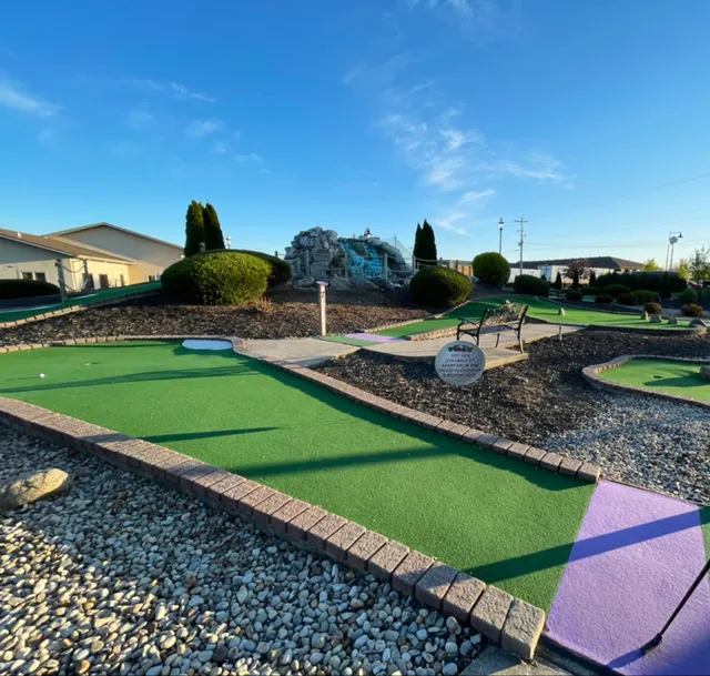 Putt N Play (Seasonal/weather permitting) Open Memorial Day-October