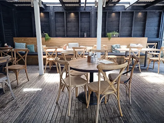 The Matakana Village Pub