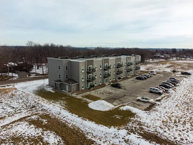 The Allure at River's Edge